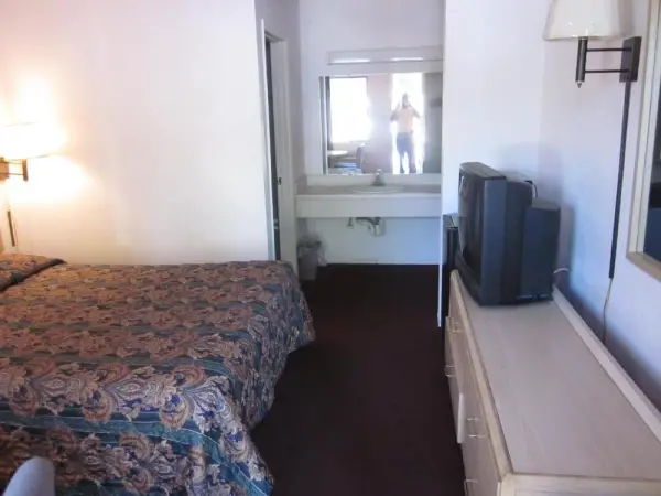 Westmont Inn - Lakeland 10