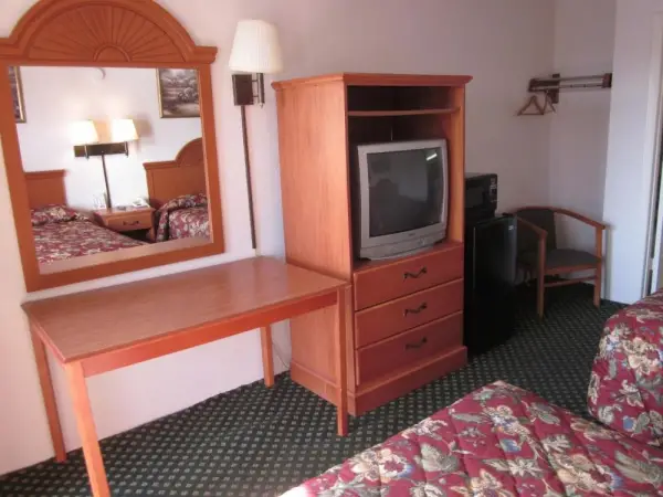 Westmont Inn - Lakeland 5