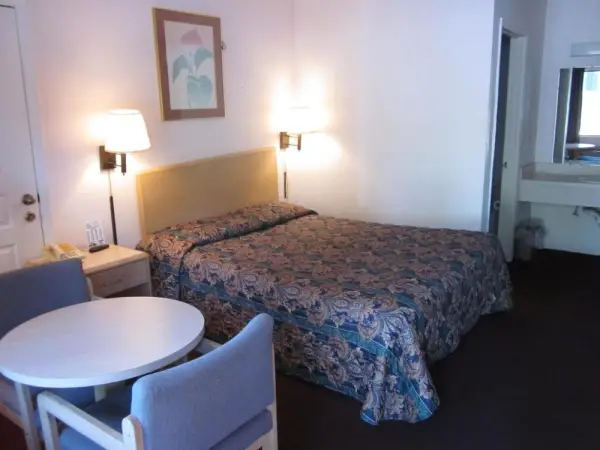 Westmont Inn - Lakeland 9