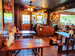 Barbecue near Westmont Inn - Lakeland